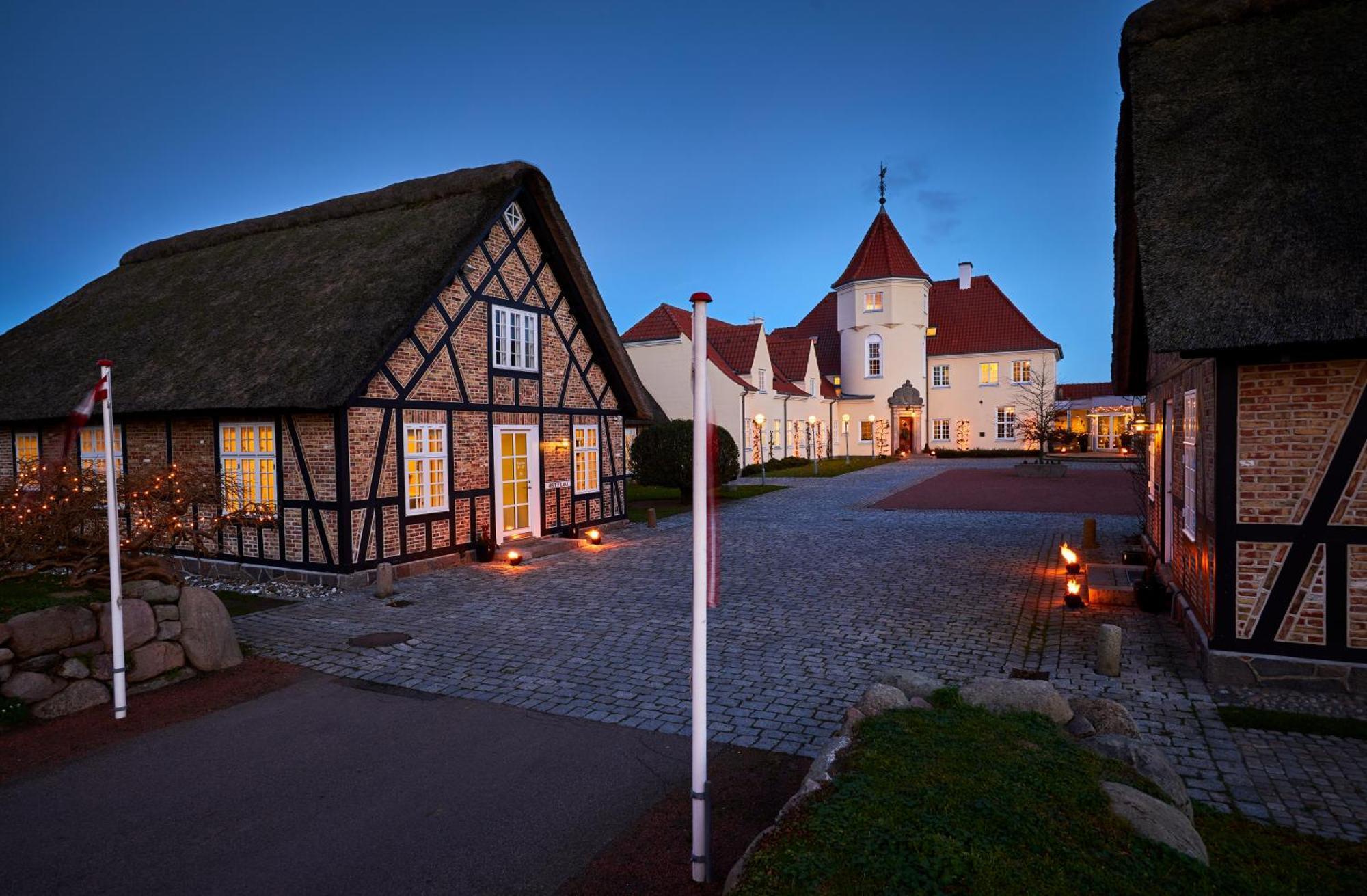 Gl. Avernaes Sinatur Hotel & Konference Ebberup Kültér fotó