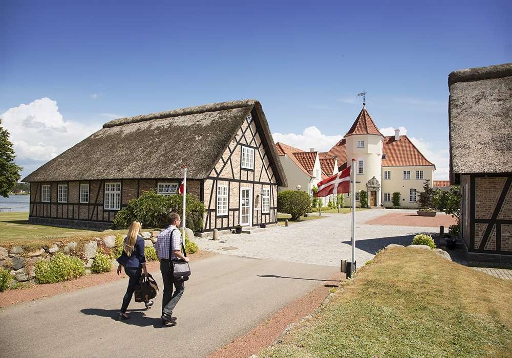 Gl. Avernaes Sinatur Hotel & Konference Ebberup Kültér fotó