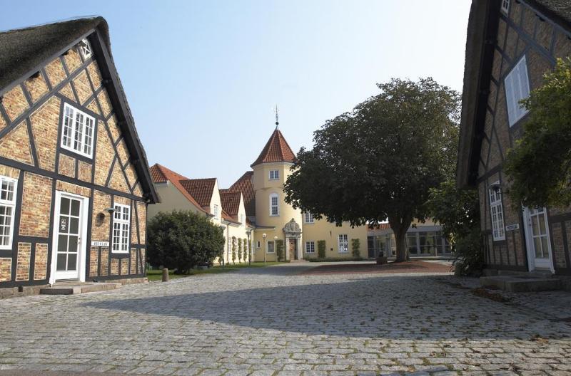 Gl. Avernaes Sinatur Hotel & Konference Ebberup Kültér fotó
